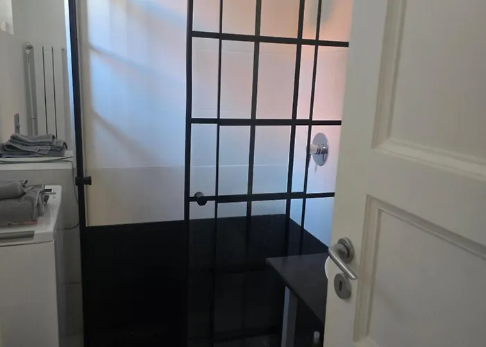 Nyaraló National Arena House *